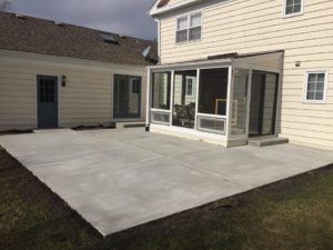 concrete patio installation, wheaton, glen ellyn