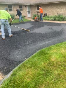 asphalt driveway installation, wheaton, glen ellyn, il, high standard services, west chicago, il
